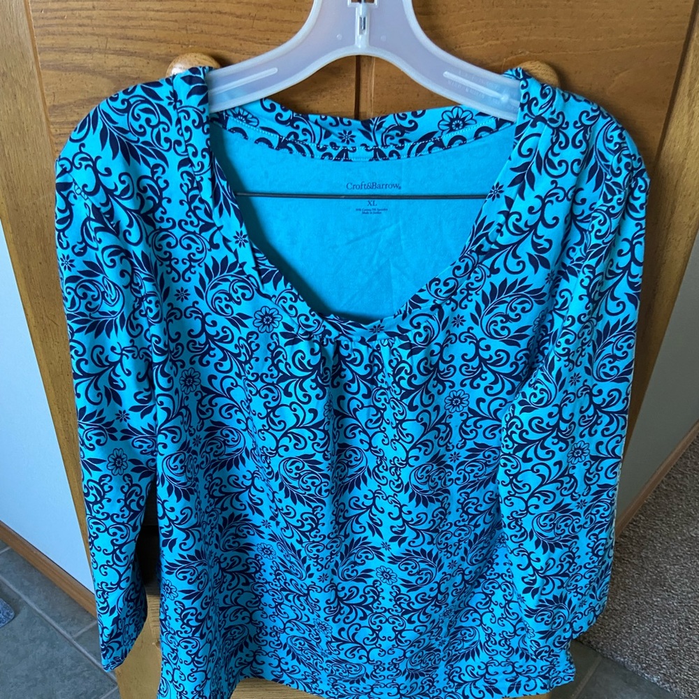 Croft and Barrow Women’s Top
